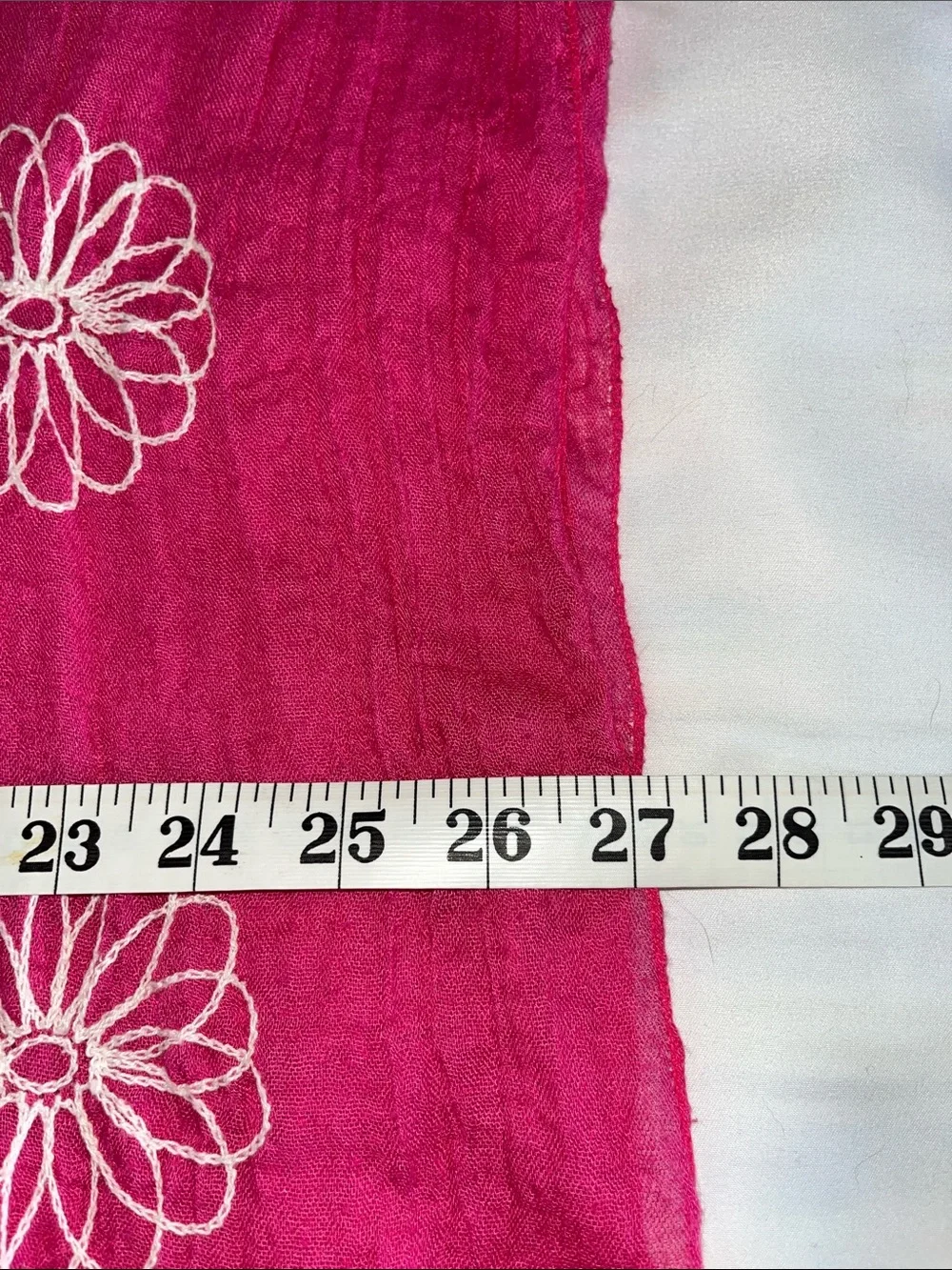 Embroidered Pink and White Oblong Scarf‎